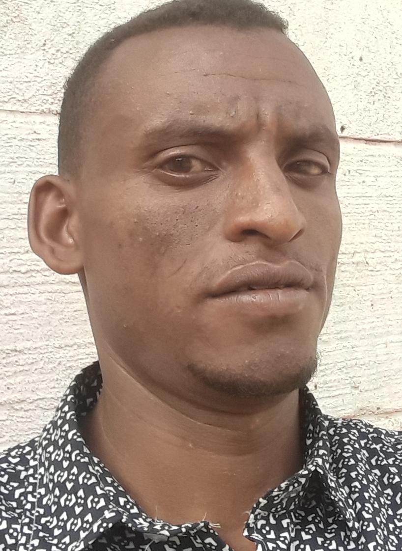 KADIIR AHIMAD MUUMMAD